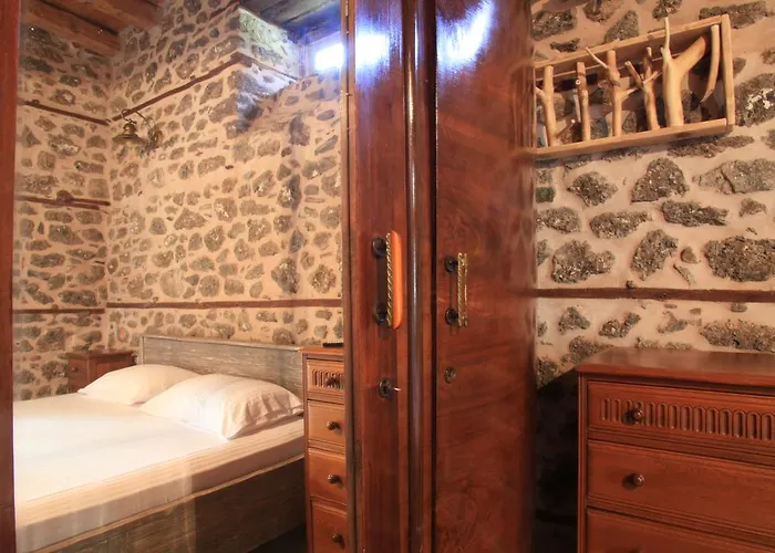 Bayiri Petit 4* Litochoro