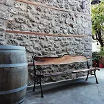 Bayiri Petit בית הארחה 4*