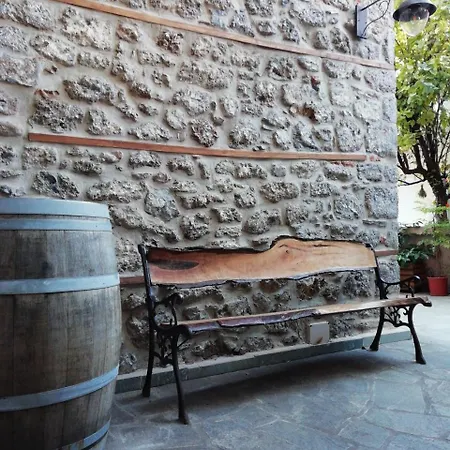 Bayiri Petit Gæstehus 4*